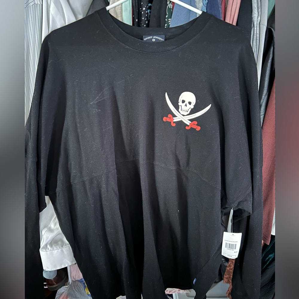 NWT Disney spirit jersey pirates life